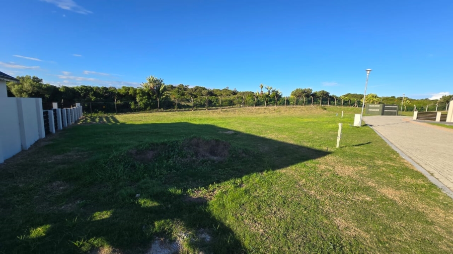 Commercial Property for Sale in Marina Martinique Eastern Cape